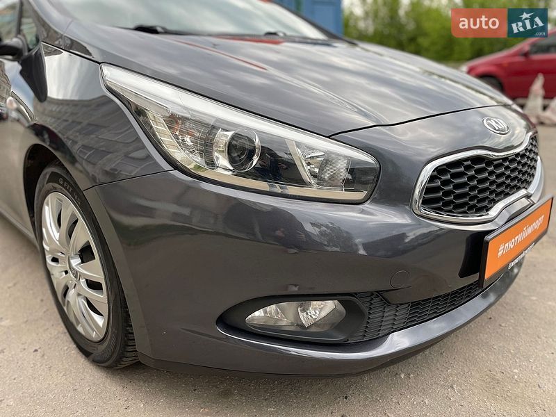 Универсал Kia Ceed 2015 в Киеве