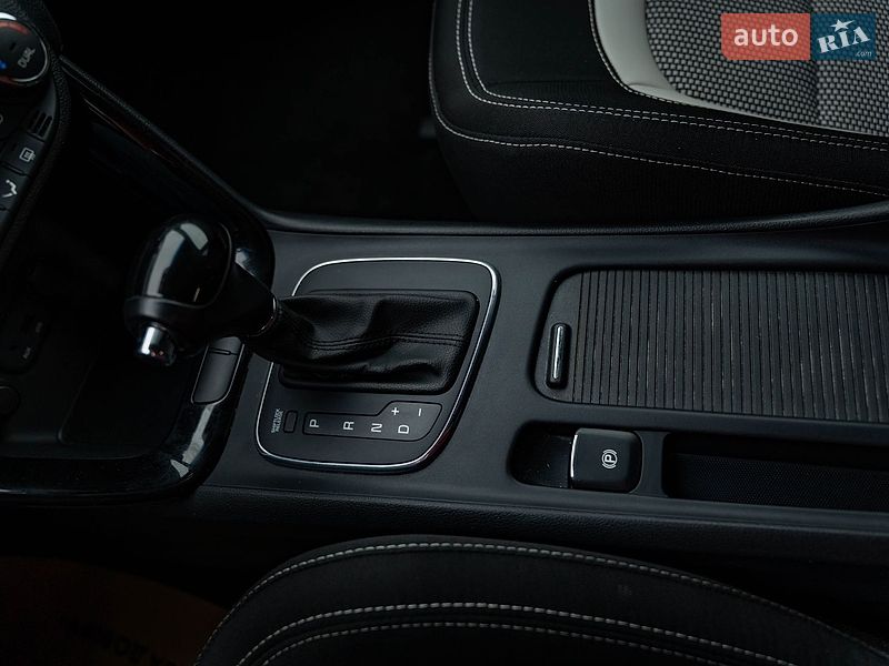 Хэтчбек Kia Ceed 2012 в Киеве