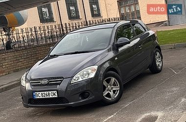 Хетчбек Kia Ceed 2008 в Києві