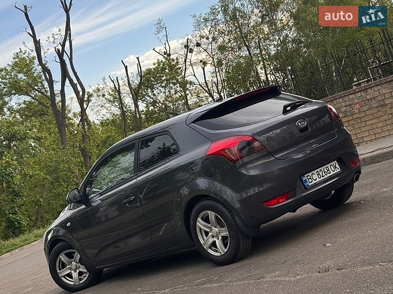 Хетчбек Kia Ceed 2008 в Києві