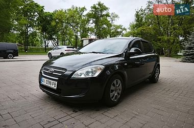 Хэтчбек Kia Ceed 2008 в Киеве