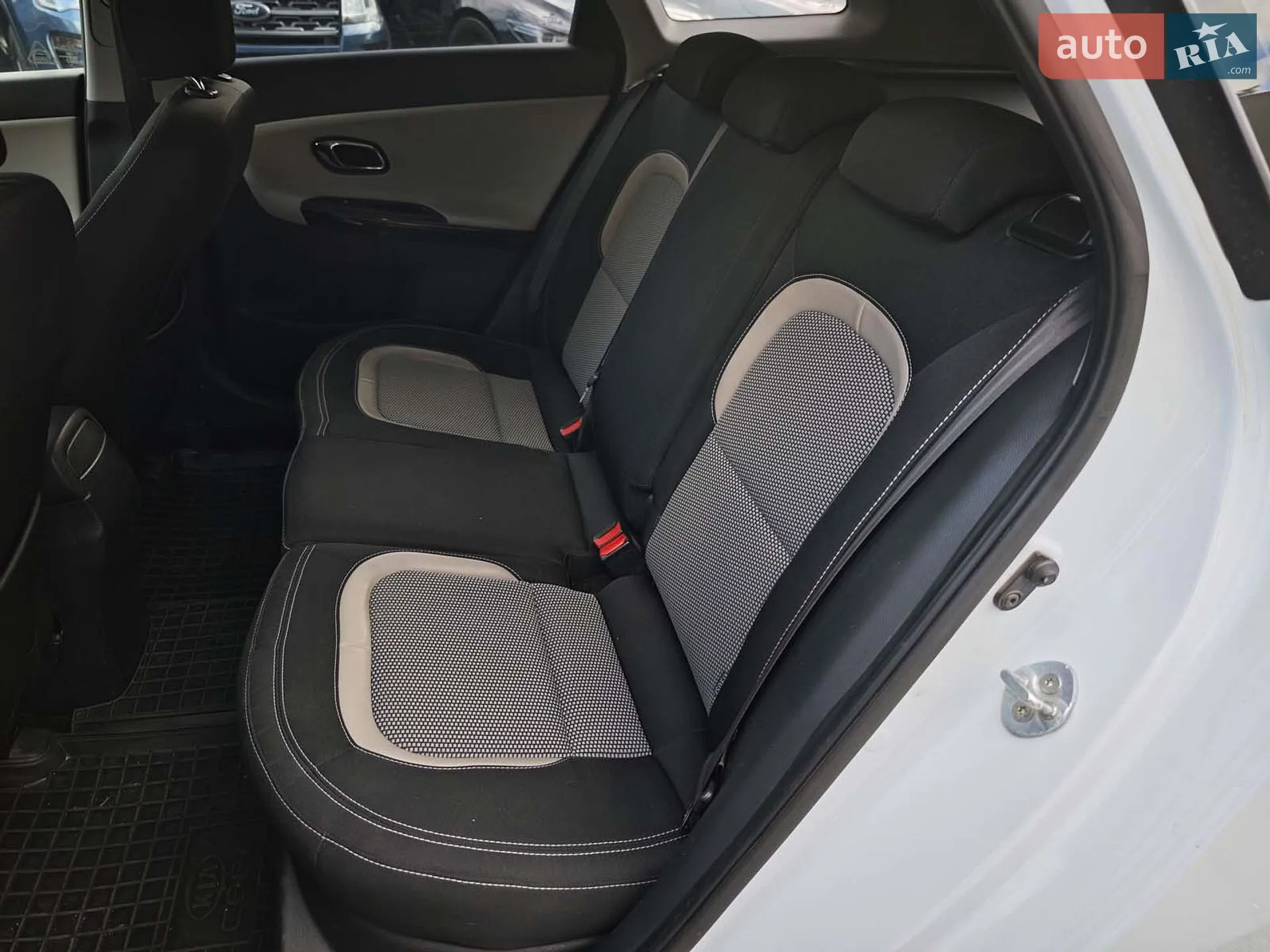 2013 Kia Cee'd - мініатюра 14