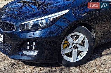 Универсал Kia Ceed 2016 в Киеве