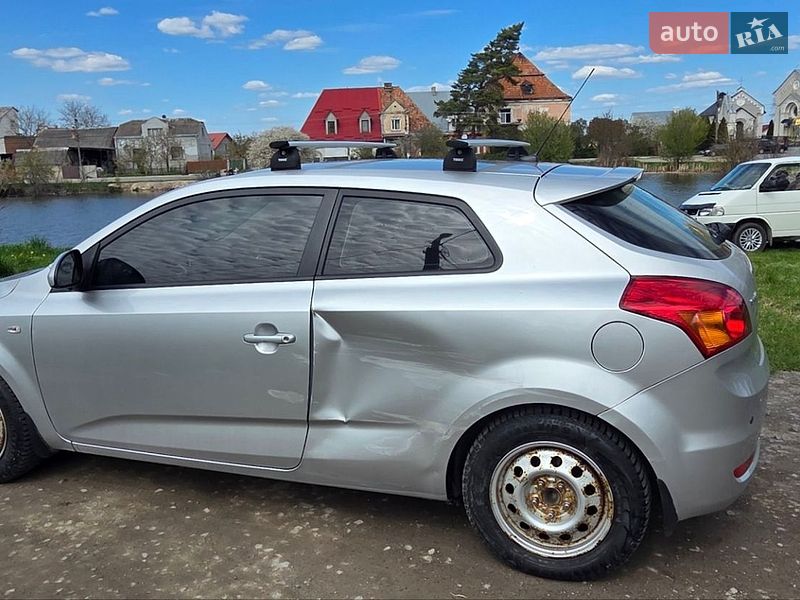 Хетчбек Kia Ceed 2008 в Львові фото 10 Хетчбек Kia Ceed 2008 в Львові