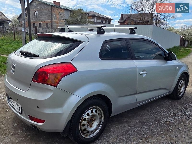 Хетчбек Kia Ceed 2008 в Львові