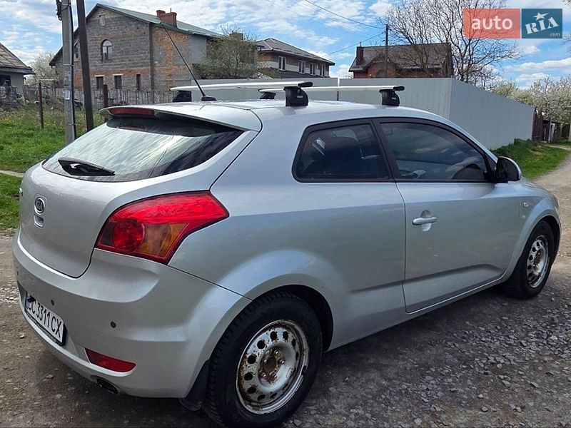 Хетчбек Kia Ceed 2008 в Львові фото 2 Хетчбек Kia Ceed 2008 в Львові