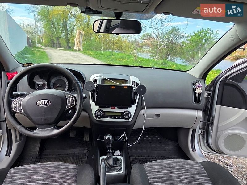 Хетчбек Kia Ceed 2008 в Львові фото 3 Хетчбек Kia Ceed 2008 в Львові