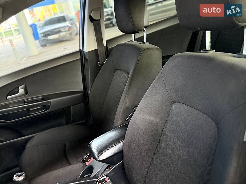 Универсал Kia Ceed 2007 в Запорожье