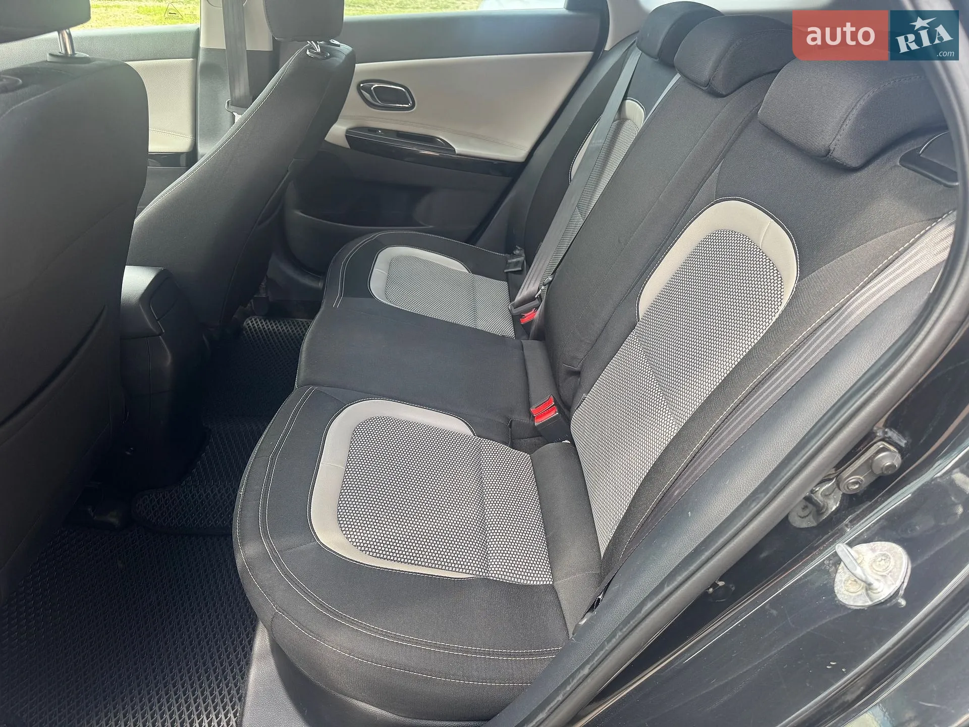 2013 Kia Cee'd - мініатюра 17