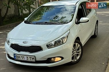 Хетчбек Kia Ceed 2013 в Одесі