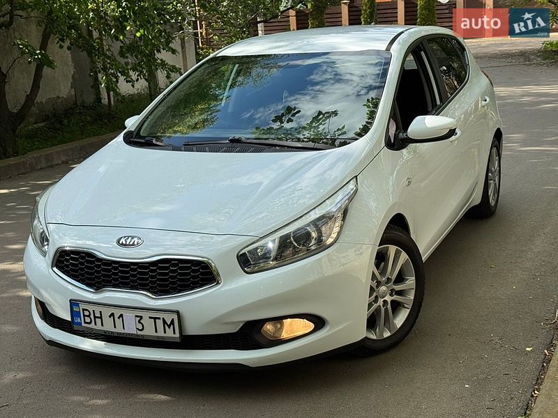 Хетчбек Kia Ceed 2013 в Одесі