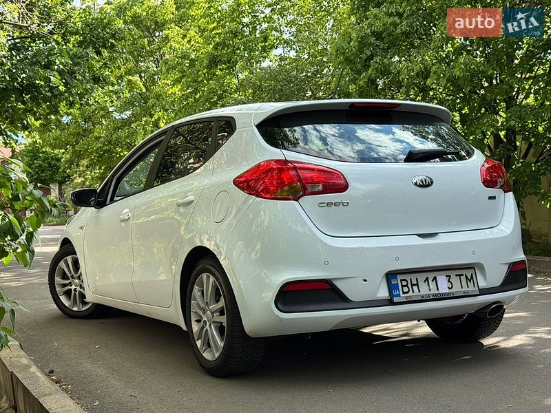 Хетчбек Kia Ceed 2013 в Одесі