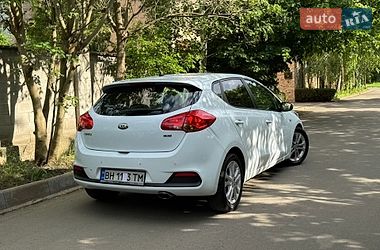 Хетчбек Kia Ceed 2013 в Одесі