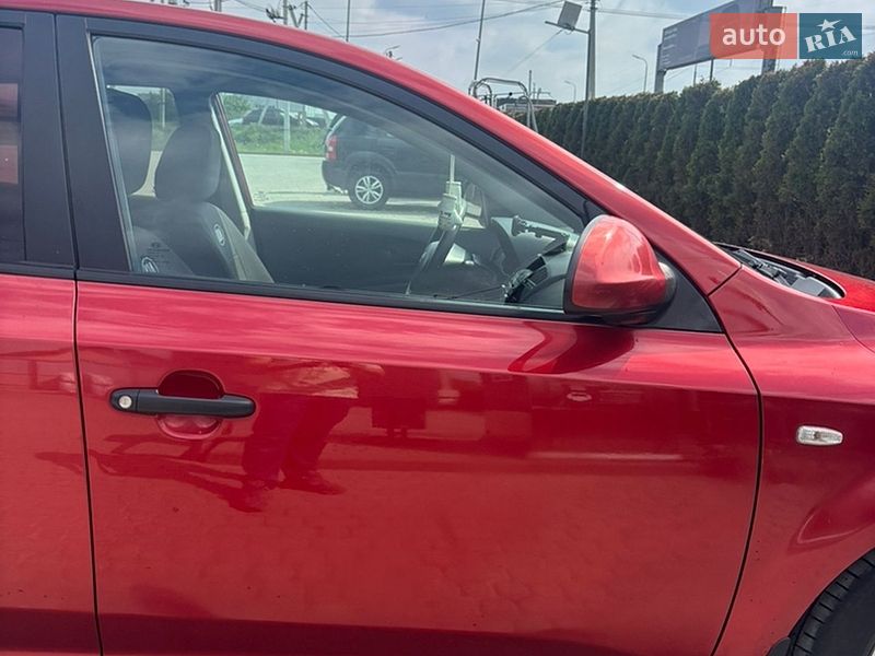 Хэтчбек Kia Ceed 2008 в Львове
