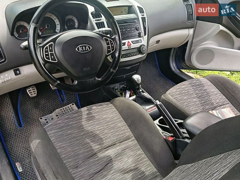 Хетчбек Kia Ceed 2008 в Гребінці