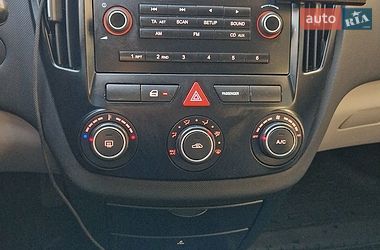 Хетчбек Kia Ceed 2008 в Ужгороді