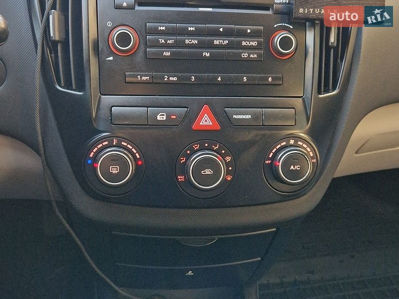 Хетчбек Kia Ceed 2008 в Ужгороді
