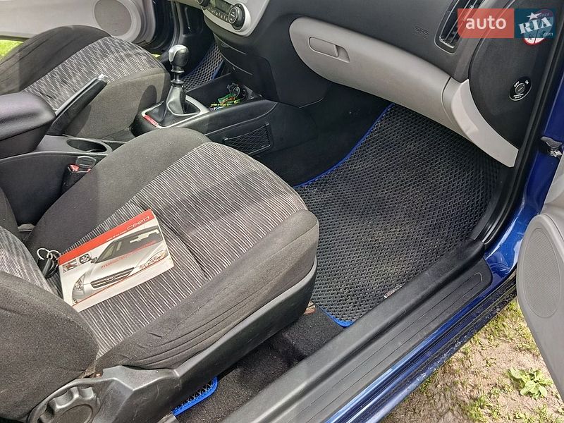 Хетчбек Kia Ceed 2008 в Гребінці