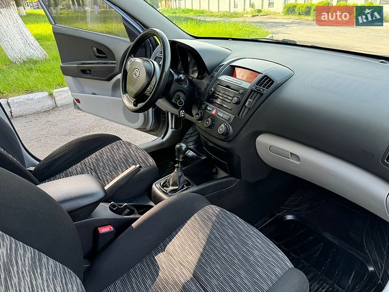 Универсал Kia Ceed 2008 в Виннице