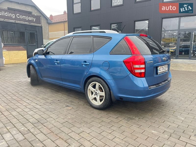 Универсал Kia Ceed 2010 в Сваляве фото 3 Универсал Kia Ceed 2010 в Сваляве