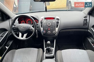 Универсал Kia Ceed 2010 в Сваляве фото 11 Универсал Kia Ceed 2010 в Сваляве