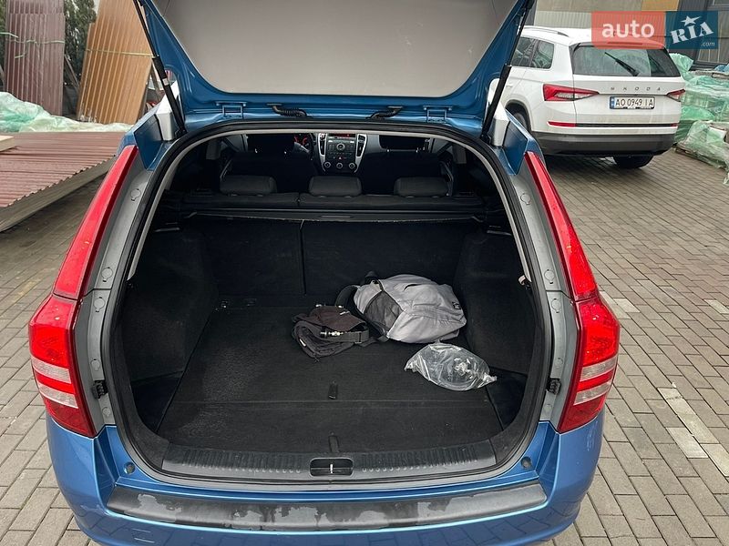 Универсал Kia Ceed 2010 в Сваляве фото 5 Универсал Kia Ceed 2010 в Сваляве