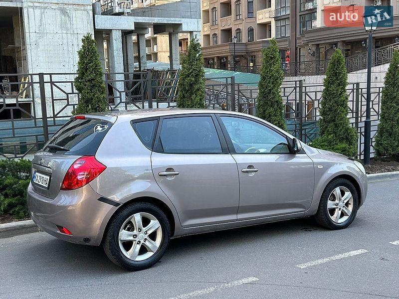 Хэтчбек Kia Ceed 2008 в Одессе фото 12 Хэтчбек Kia Ceed 2008 в Одессе