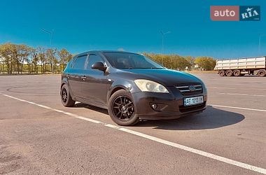 Хэтчбек Kia Ceed 2008 в Днепре фото 2 Хэтчбек Kia Ceed 2008 в Днепре