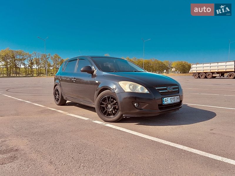 Хэтчбек Kia Ceed 2008 в Днепре фото 2 Хэтчбек Kia Ceed 2008 в Днепре