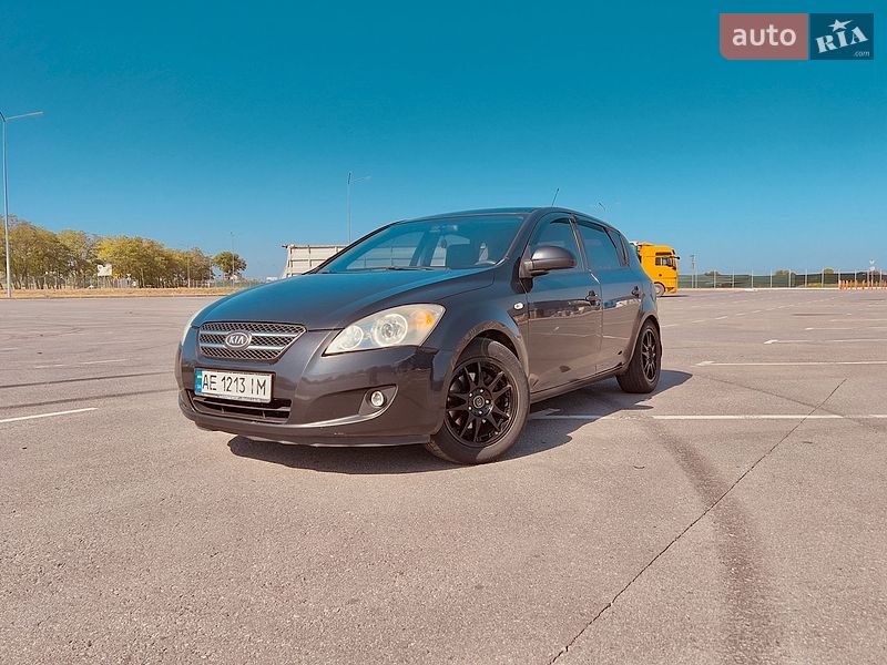 Хэтчбек Kia Ceed 2008 в Днепре фото Хэтчбек Kia Ceed 2008 в Днепре