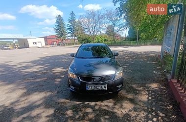 Хэтчбек Kia Ceed 2012 в Рогатине
