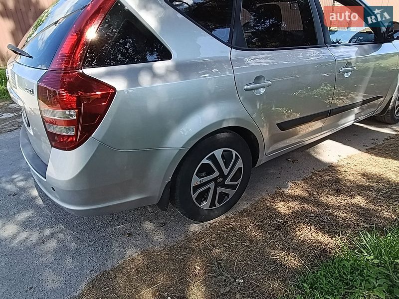 Универсал Kia Ceed 2009 в Виннице