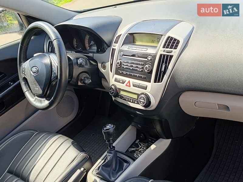 Универсал Kia Ceed 2009 в Виннице