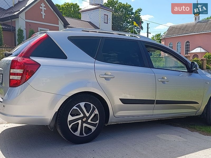 Универсал Kia Ceed 2009 в Виннице
