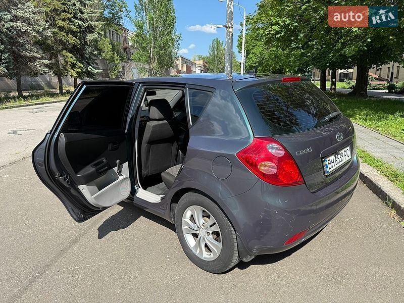 Хетчбек Kia Ceed 2008 в Миколаєві