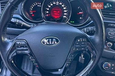 Хэтчбек Kia Ceed 2013 в Полтаве