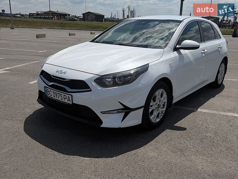 Хэтчбек Kia Ceed 2022 в Львове фото Хэтчбек Kia Ceed 2022 в Львове