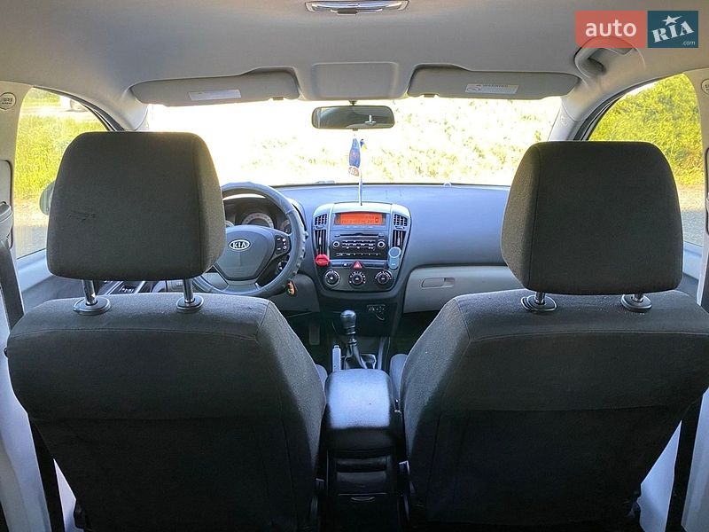 Хэтчбек Kia Ceed 2007 в Ярмолинцах