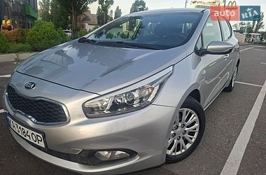 Хэтчбек Kia Ceed 2013 в Киеве