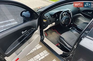 Хэтчбек Kia Ceed 2008 в Одессе
