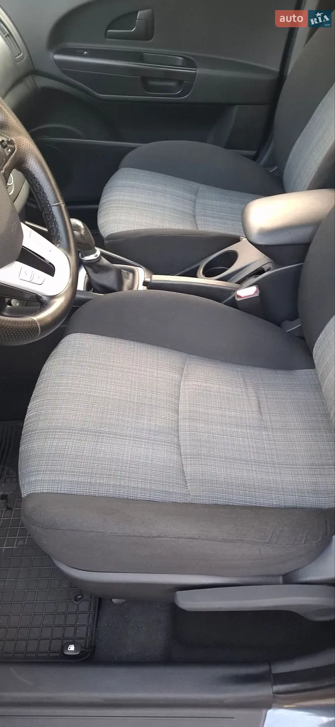 2011 Kia Cee'd - мініатюра 30