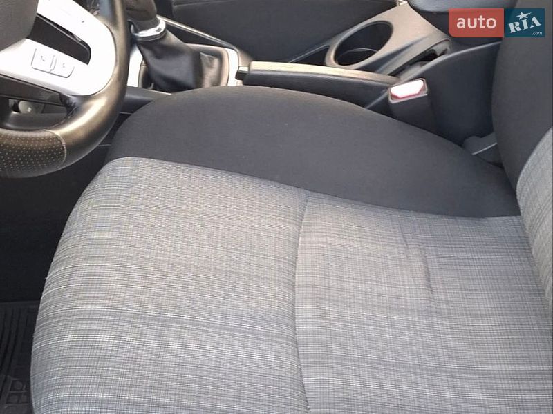 Универсал Kia Ceed 2011 в Броварах