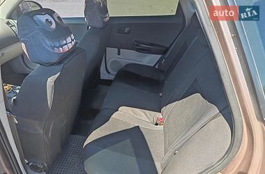 Хэтчбек Kia Ceed 2008 в Кривом Роге
