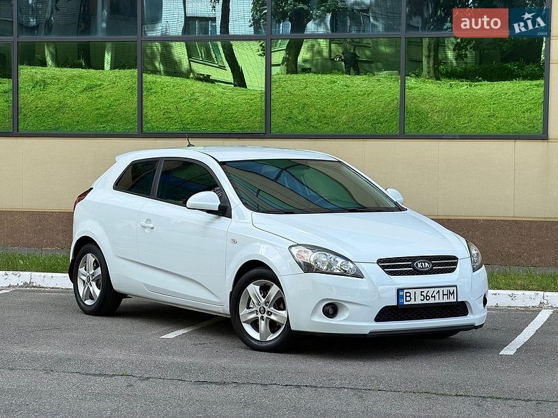 Хетчбек Kia Ceed 2008 в Харкові