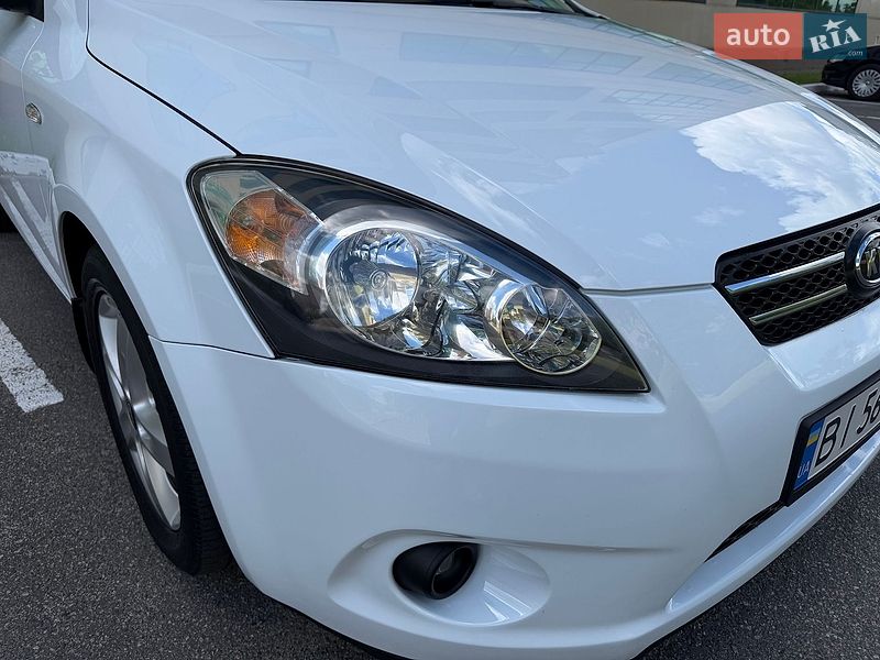 Хетчбек Kia Ceed 2008 в Харкові