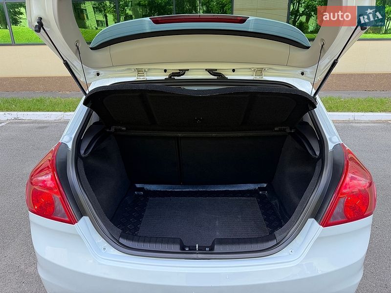 Хетчбек Kia Ceed 2008 в Харкові