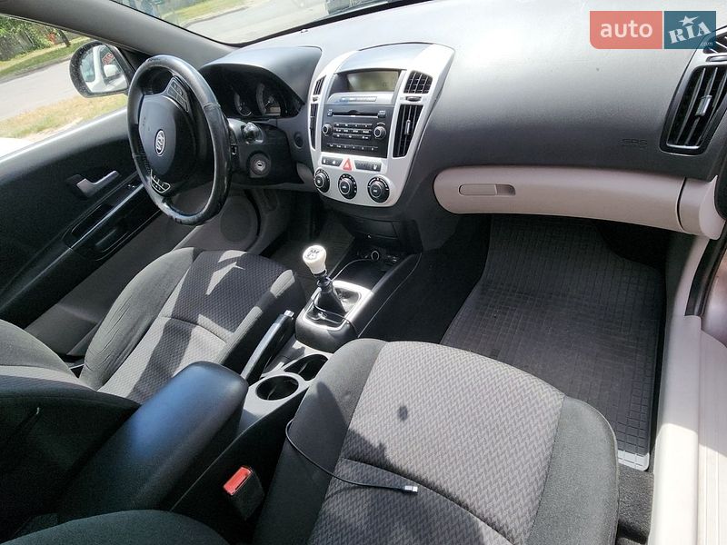 Універсал Kia Ceed 2008 в Львові