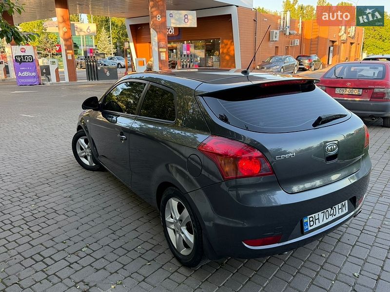 Хетчбек Kia Ceed 2008 в Одесі