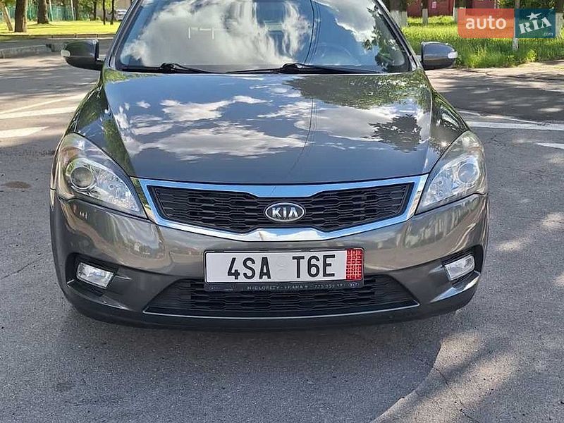 Универсал Kia Ceed 2011 в Виннице