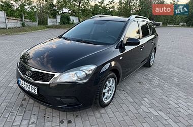 Універсал Kia Ceed 2010 в Кривому Розі